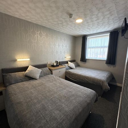 Clifton Private Hotel ブラックプール エクステリア 写真