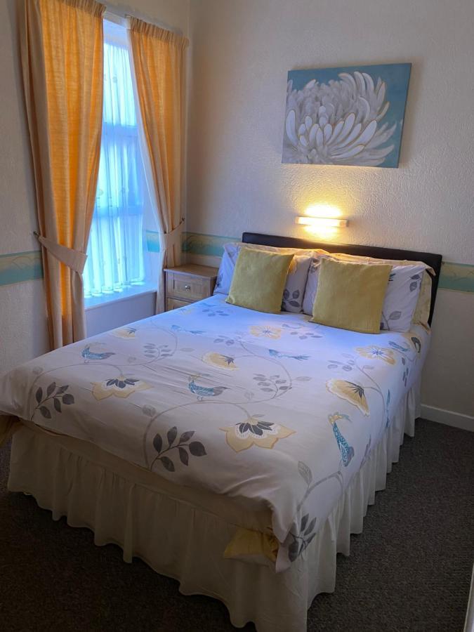 Clifton Private Hotel ブラックプール エクステリア 写真